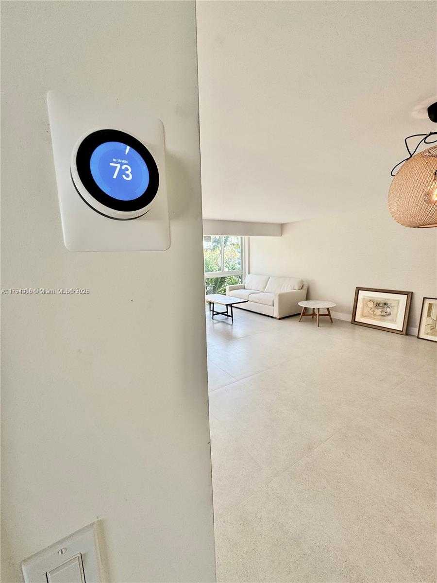 Small Image of 555 CRANDON BLVD #32, Key Biscayne Number 14