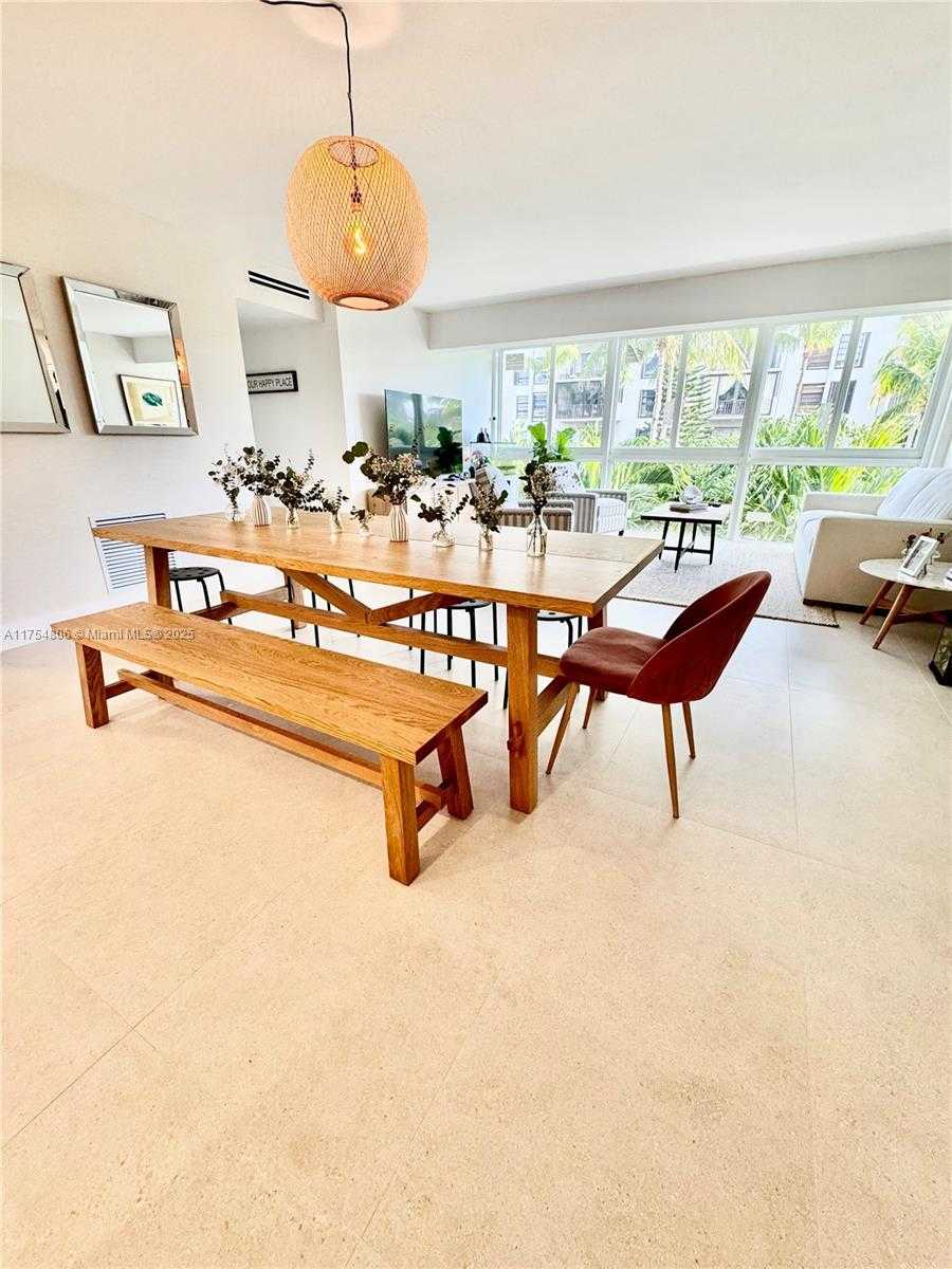 Small Image of 555 CRANDON BLVD #32, Key Biscayne Number 2