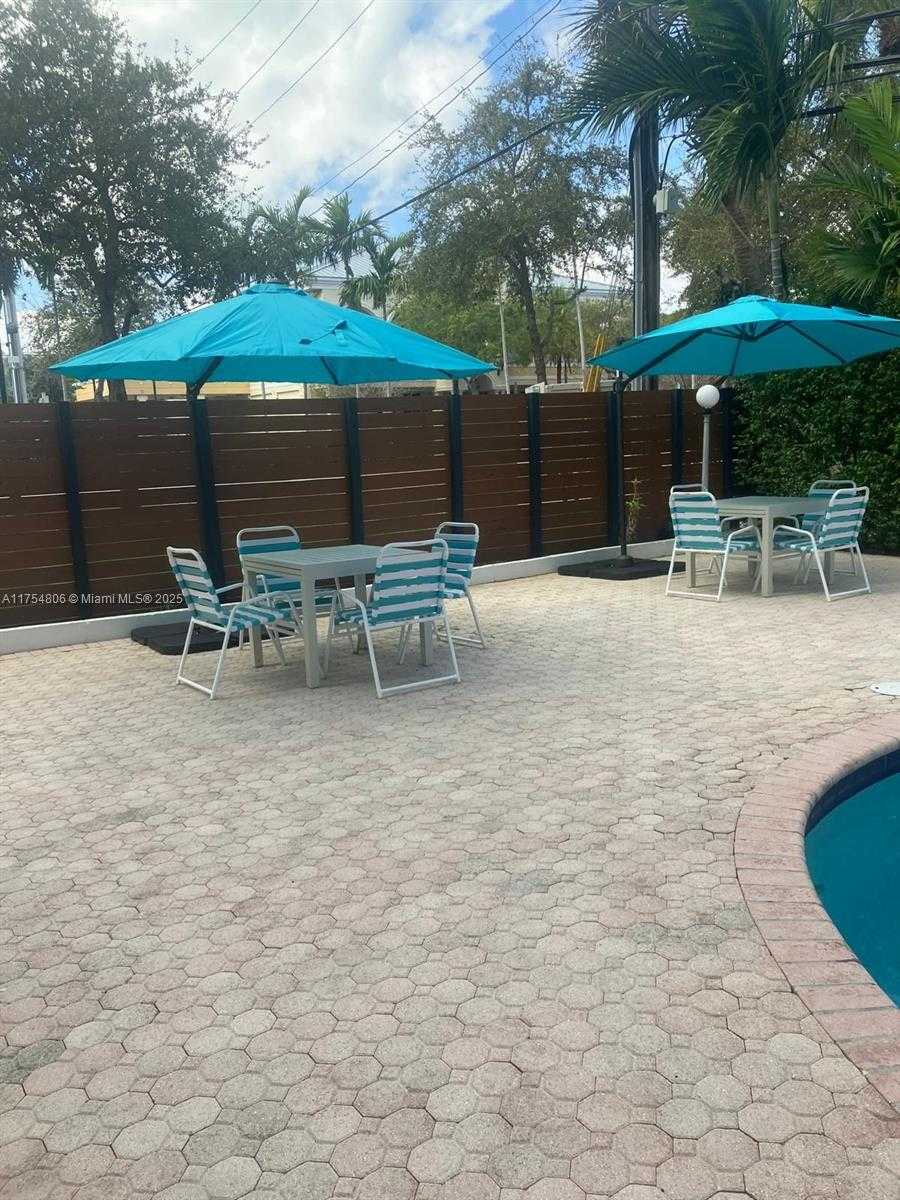 Small Image of 555 CRANDON BLVD #32, Key Biscayne Number 42