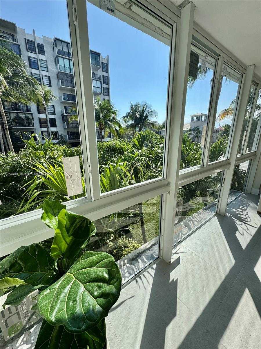 Small Image of 555 CRANDON BLVD #32, Key Biscayne Number 7
