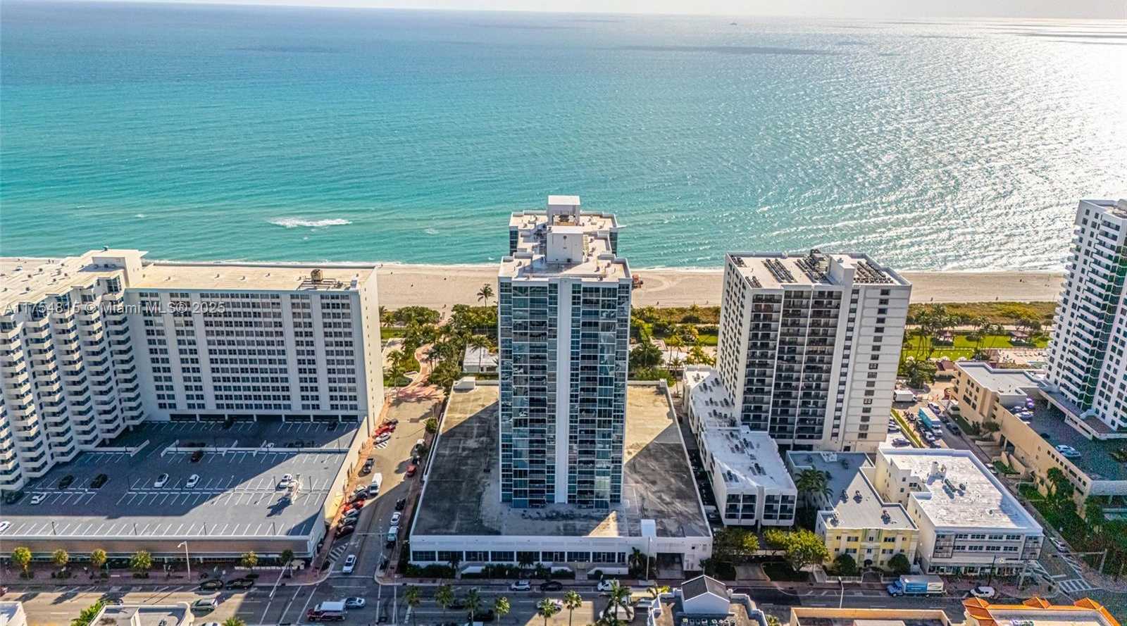 Small Image of 2655 COLLINS #2405, Miami Beach Number 9