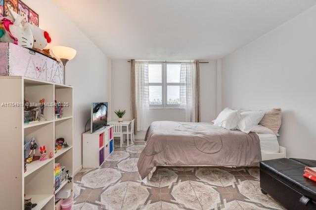 Small Image of 2841 NORTH EAST 163RD #815, North Miami Beach Number 19