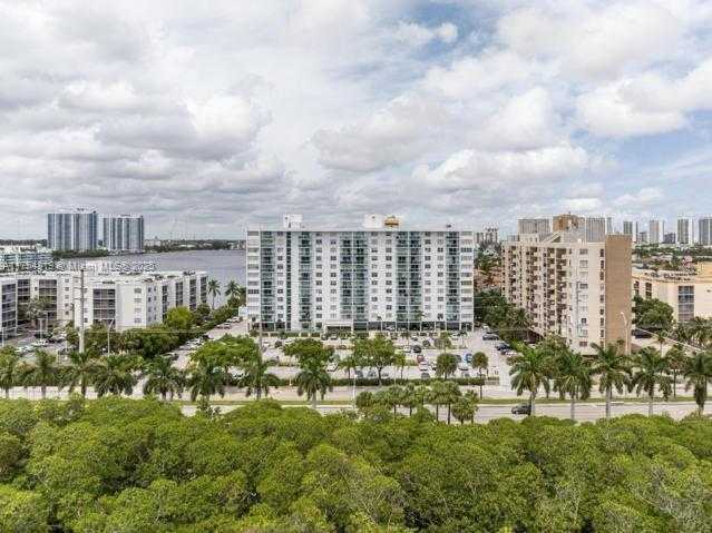 Small Image of 2841 NORTH EAST 163RD #815, North Miami Beach Number 25