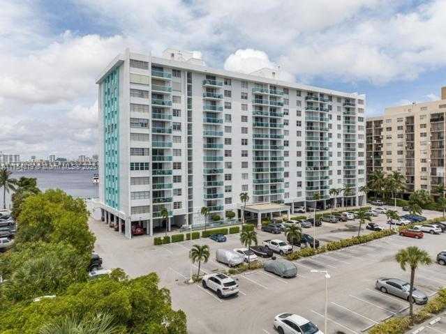 Small Image of 2841 NORTH EAST 163RD #815, North Miami Beach Number 5