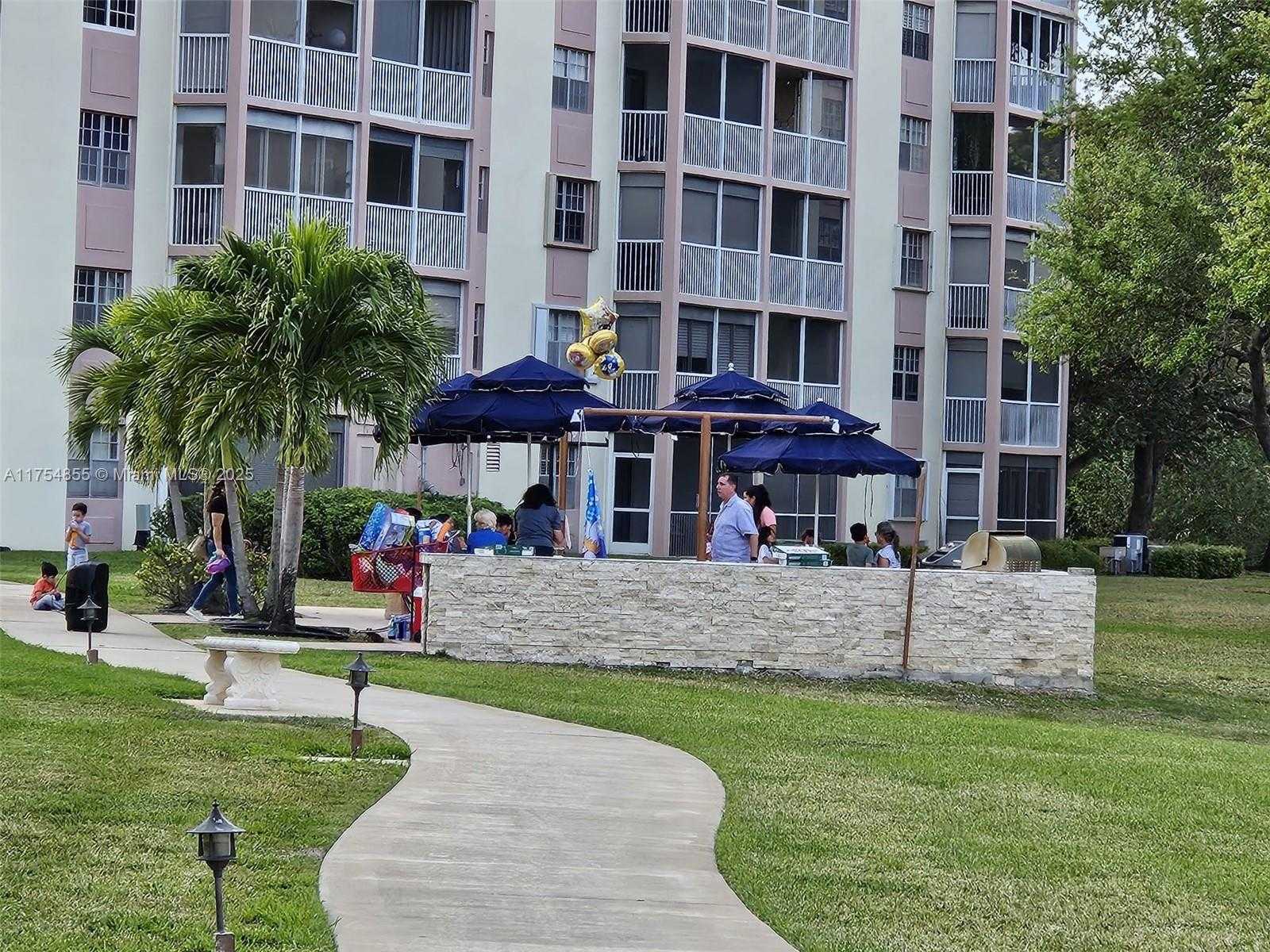Small Image of 3535 BROKEN WOODS DR #106, Coral Springs Number 11