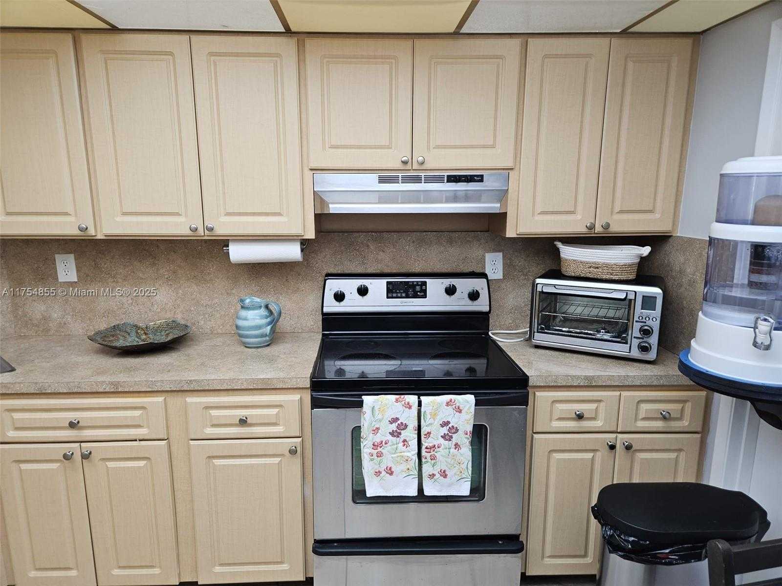 Small Image of 3535 BROKEN WOODS DR #106, Coral Springs Number 4