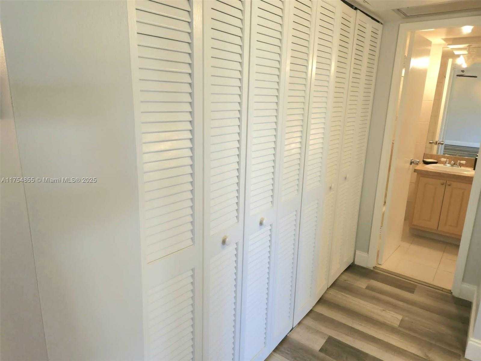 Small Image of 3535 BROKEN WOODS DR #106, Coral Springs Number 9
