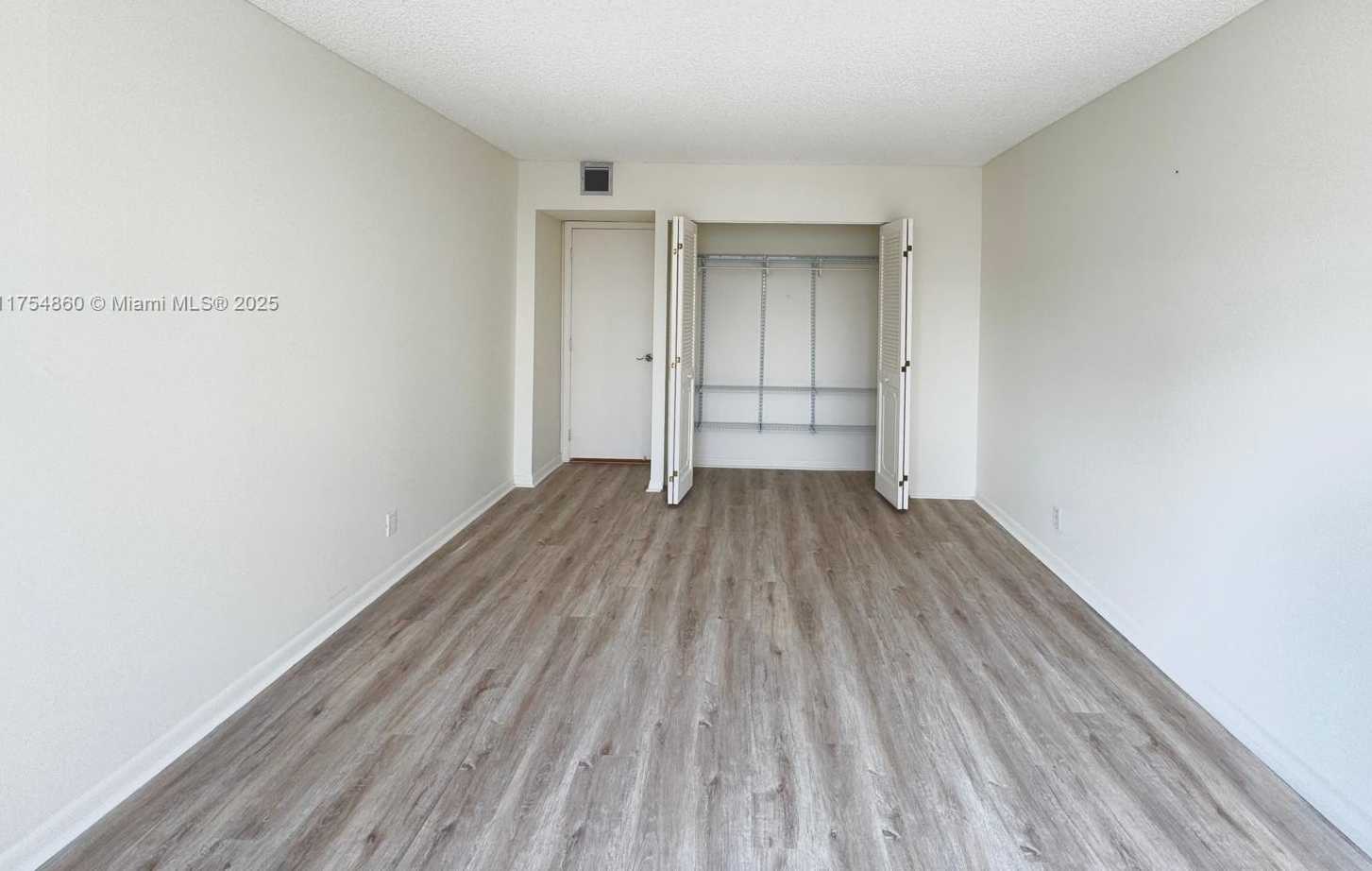 Small Image of 3800 SOUTH OCEAN DR #1707, Hollywood Number 10