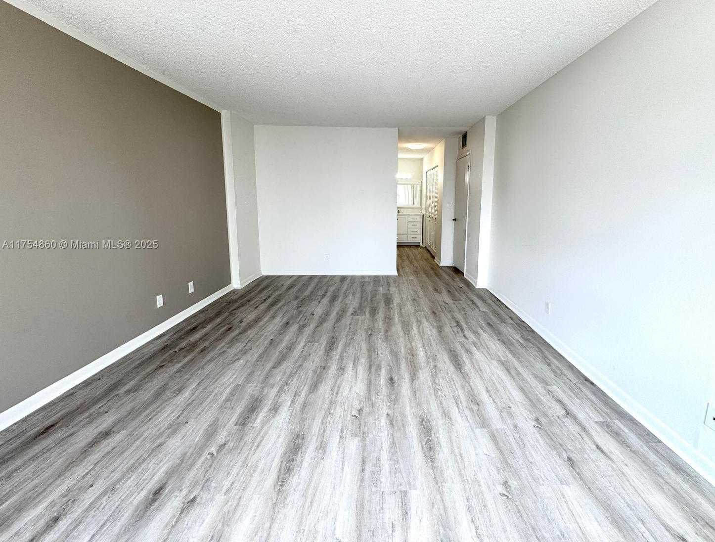 Small Image of 3800 SOUTH OCEAN DR #1707, Hollywood Number 14