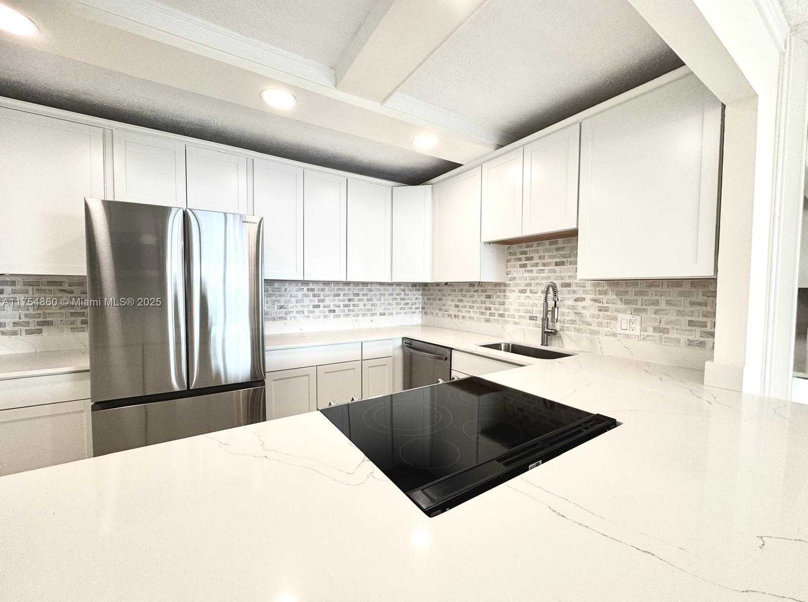 Small Image of 3800 SOUTH OCEAN DR #1707, Hollywood Number 2