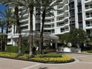 Small Image of 21205 YACHT CLUB DR #1410, Aventura Number 20