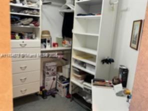 Small Image of 21205 YACHT CLUB DR #1410, Aventura Number 27