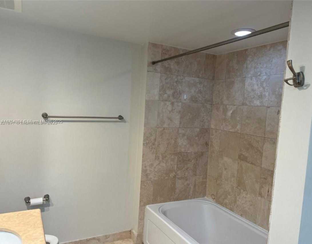 Small Image of 1745 EAST HALLANDALE BEACH BLVD #804W, Hallandale Beach Number 13