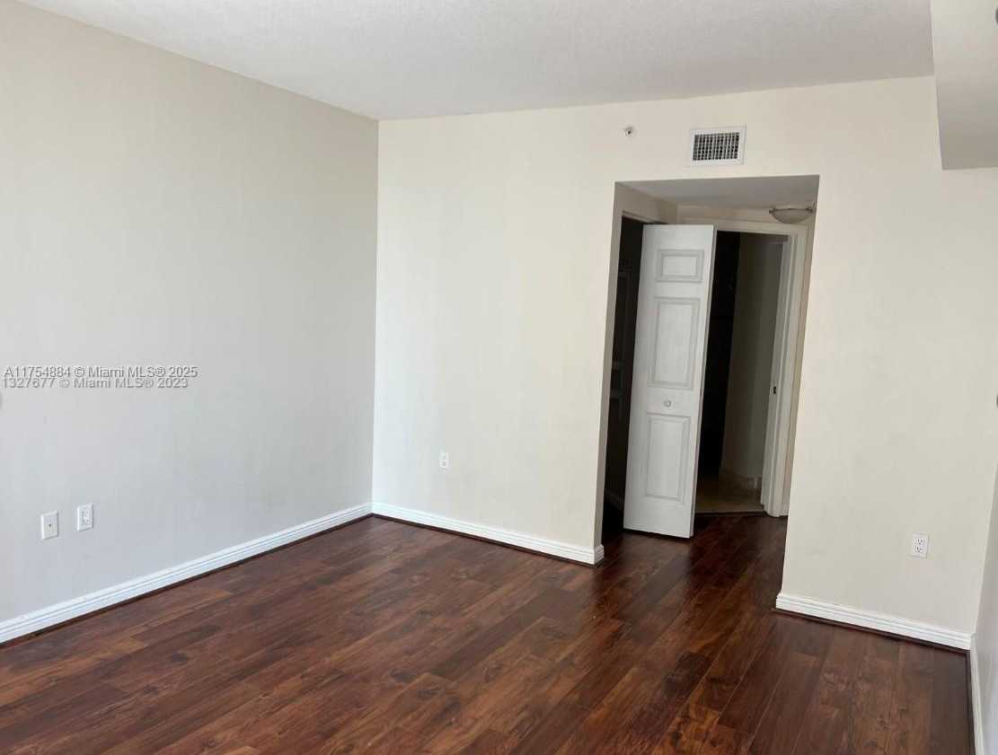 Small Image of 1745 EAST HALLANDALE BEACH BLVD #804W, Hallandale Beach Number 15
