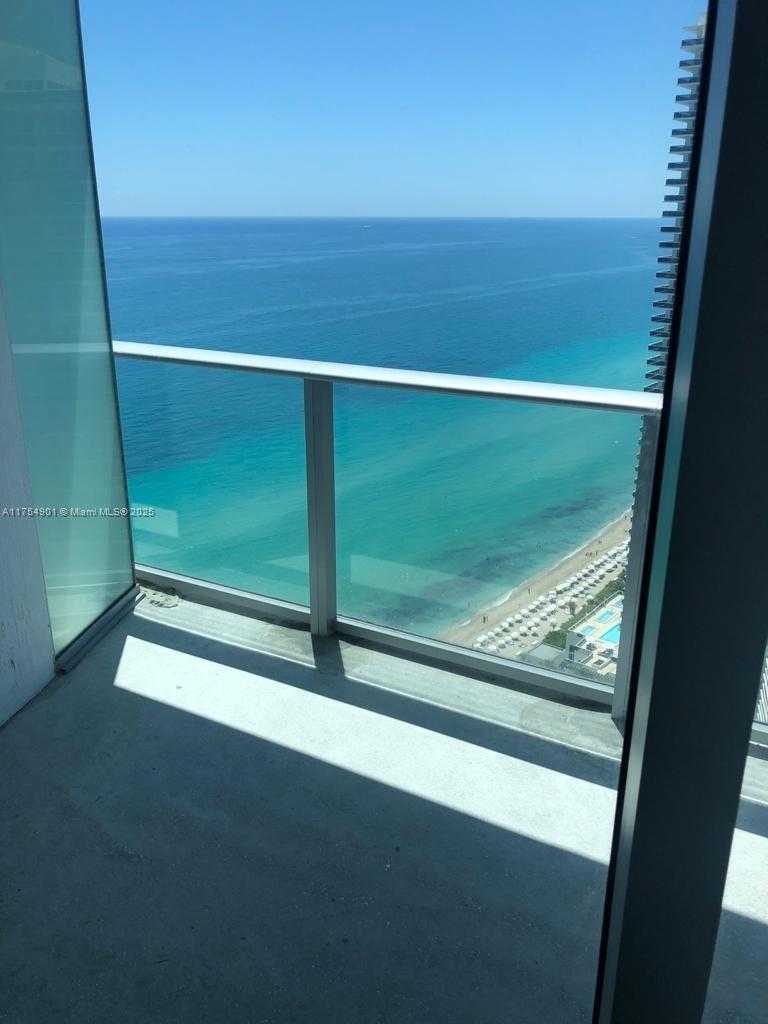 Small Image of 4111 SOUTH OCEAN DR #3605, Hollywood Number 12