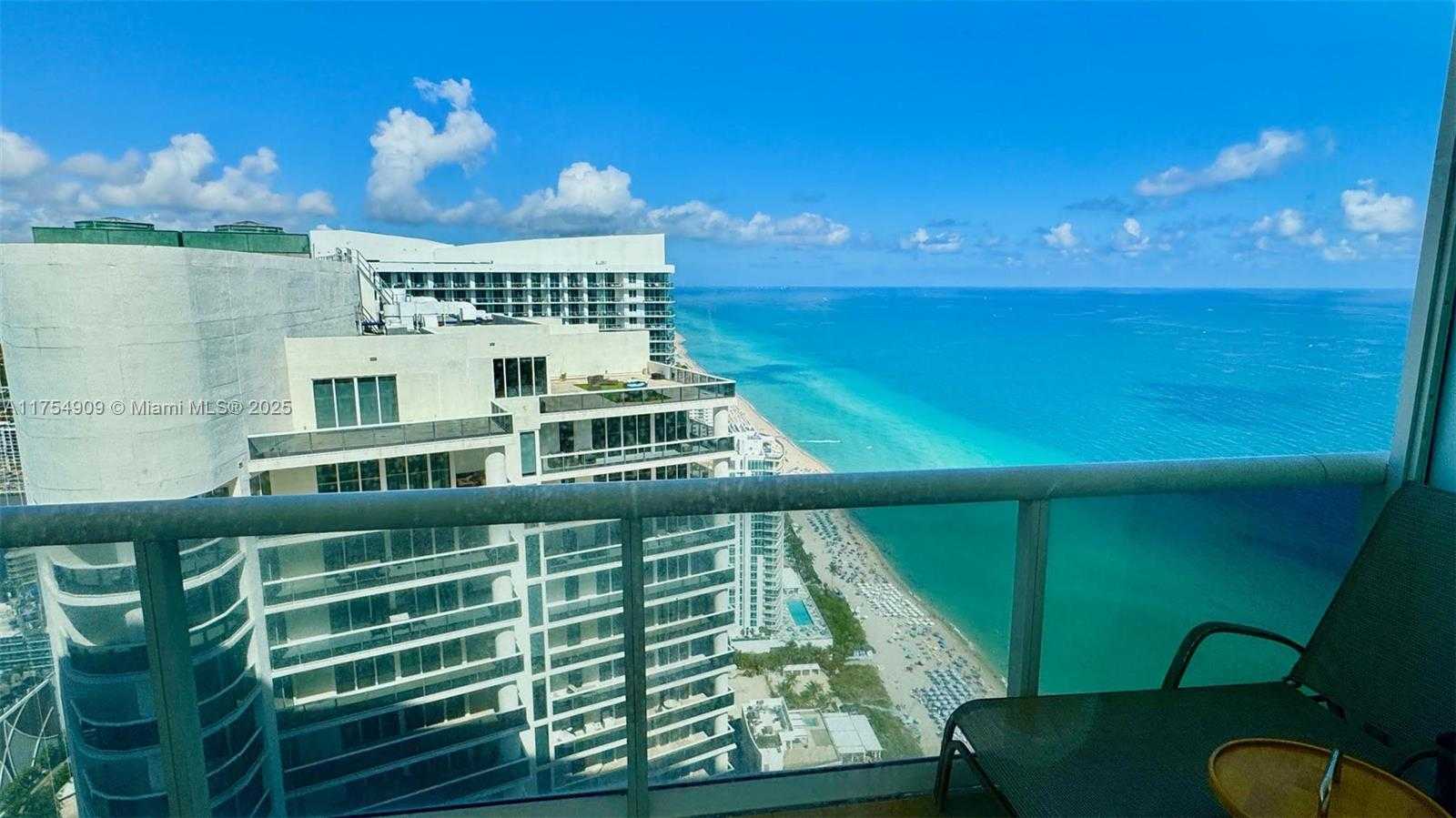 Small Image of 1830 SOUTH OCEAN DR #4708, Hallandale Beach Number 18