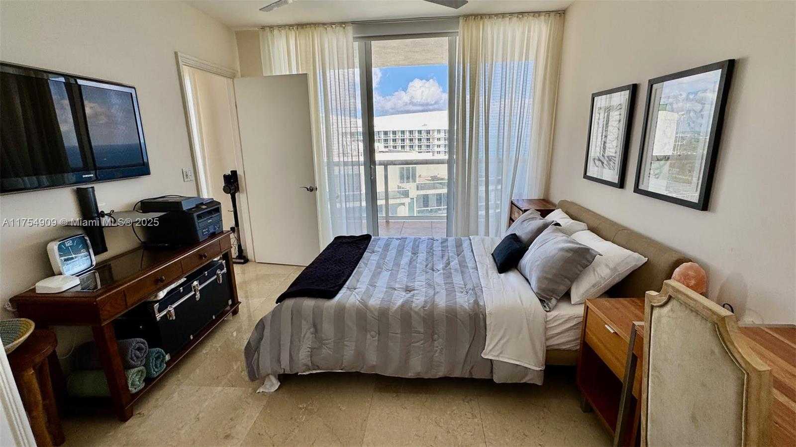 Small Image of 1830 SOUTH OCEAN DR #4708, Hallandale Beach Number 29