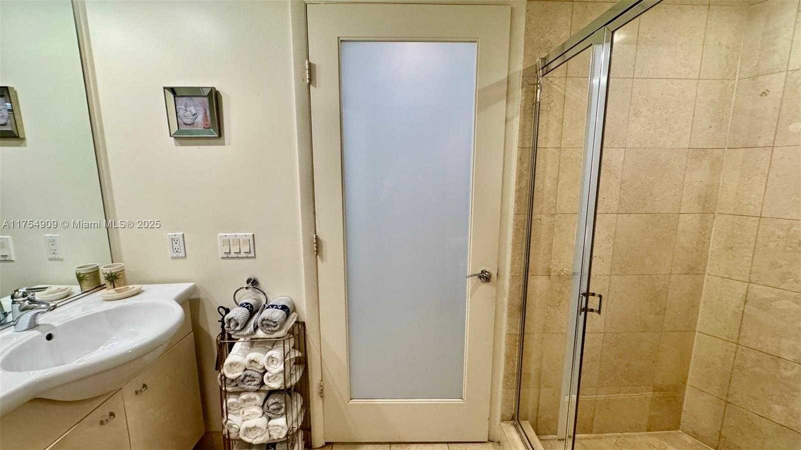 Small Image of 1830 SOUTH OCEAN DR #4708, Hallandale Beach Number 30