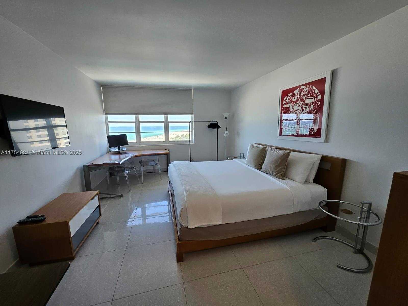 Small Image of 100 LINCOLN RD #1242, Miami Beach Number 17