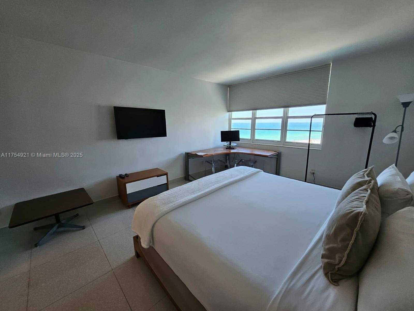 Small Image of 100 LINCOLN RD #1242, Miami Beach Number 19