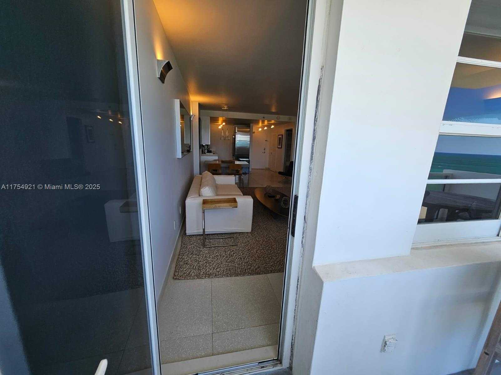 Small Image of 100 LINCOLN RD #1242, Miami Beach Number 26