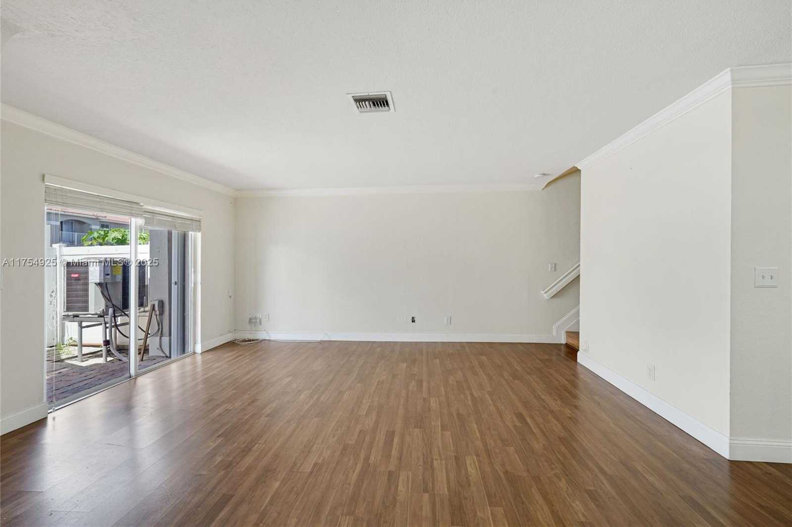 Small Image of 12611 SOUTH WEST 54TH CT #12611, Miramar Number 11