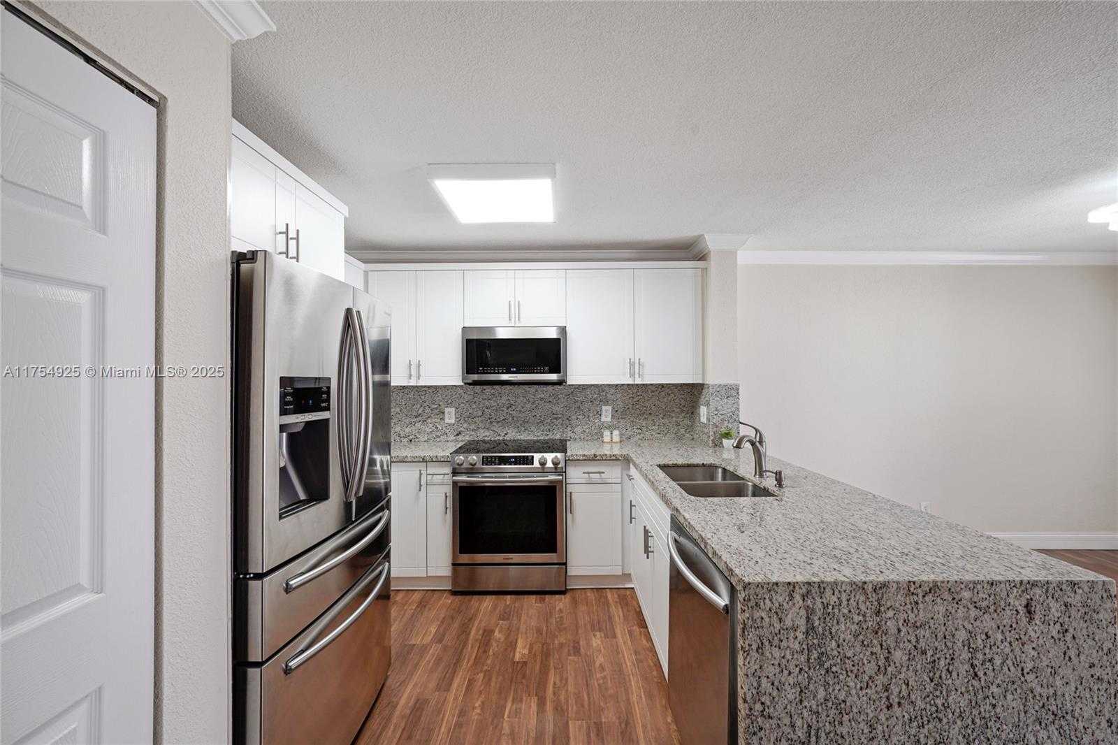 Small Image of 12611 SOUTH WEST 54TH CT #12611, Miramar Number 3