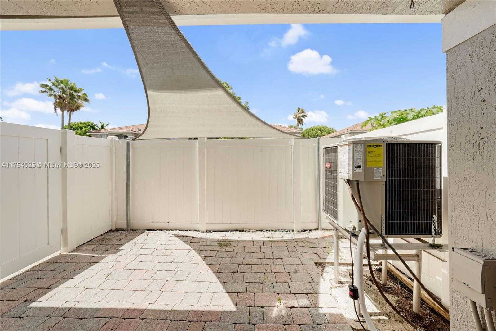Small Image of 12611 SOUTH WEST 54TH CT #12611, Miramar Number 36