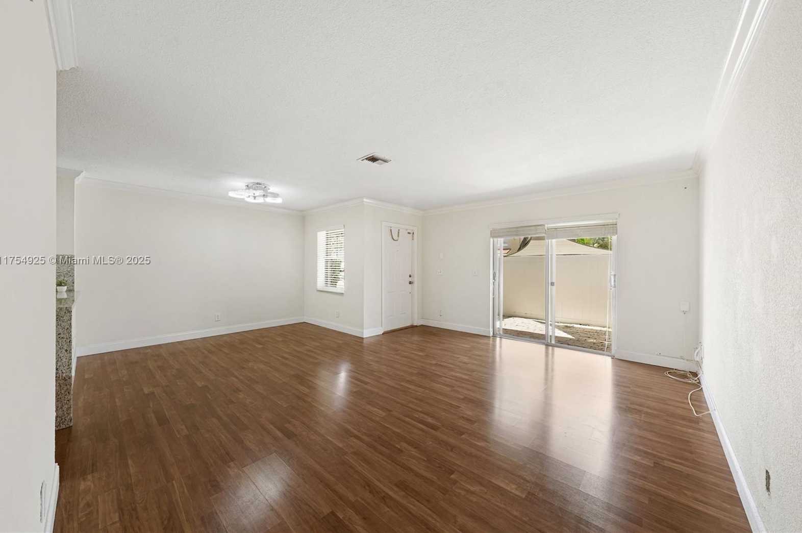 Small Image of 12611 SOUTH WEST 54TH CT #12611, Miramar Number 9