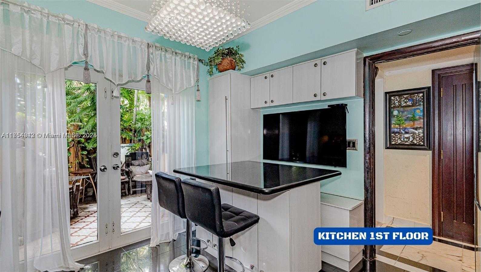 Small Image of 430 POINCIANA DR #1710, Sunny Isles Beach Number 9