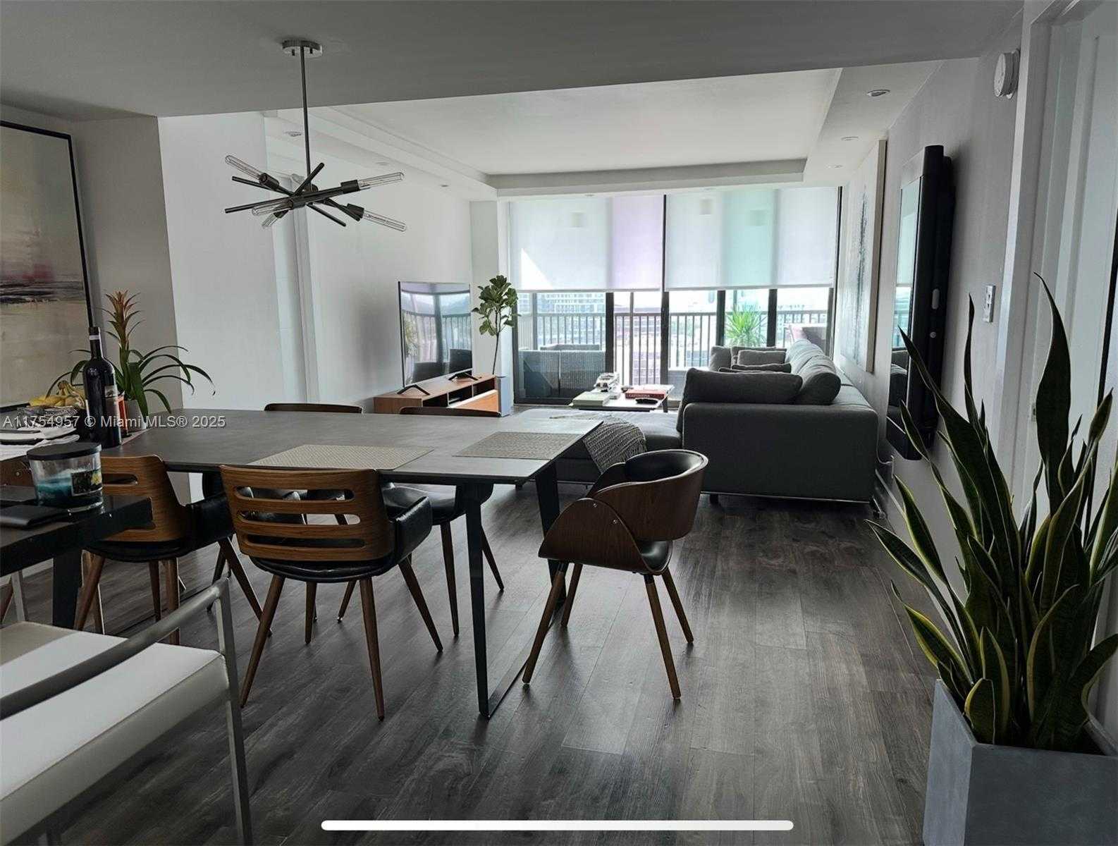 Small Image of 20301 WEST COUNTRY CLUB DR #1530, Aventura Number 14
