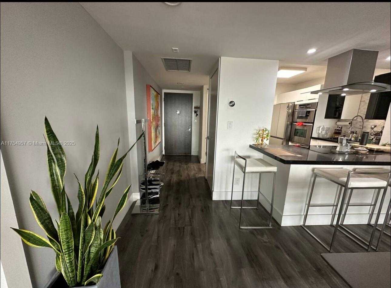 Small Image of 20301 WEST COUNTRY CLUB DR #1530, Aventura Number 2