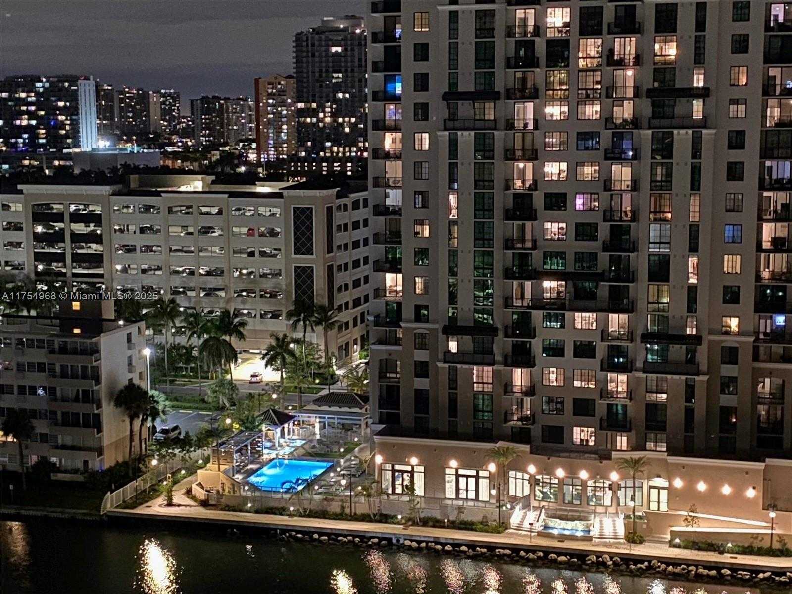 Small Image of 100 BAYVIEW DR #1503, Sunny Isles Beach Number 39