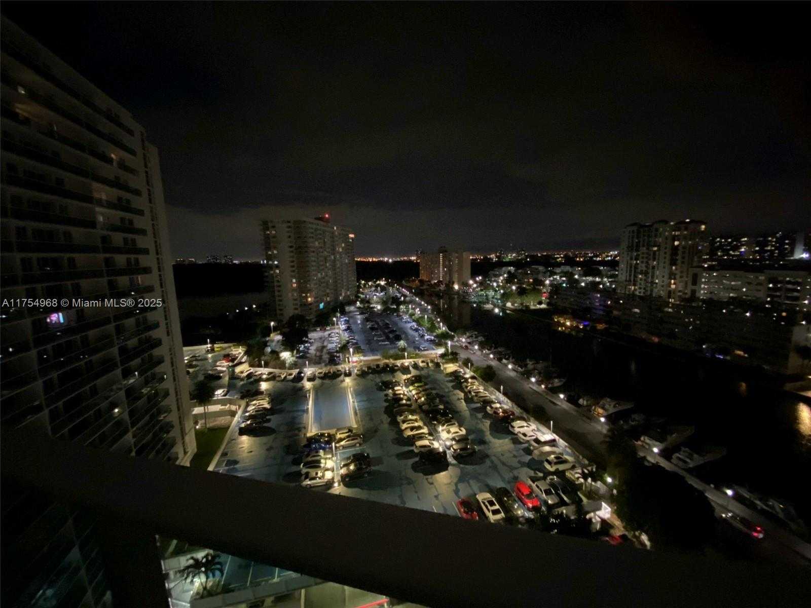 Small Image of 100 BAYVIEW DR #1503, Sunny Isles Beach Number 41