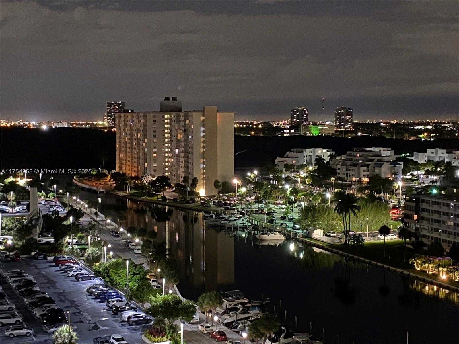 Small Image of 100 BAYVIEW DR #1503, Sunny Isles Beach Number 43