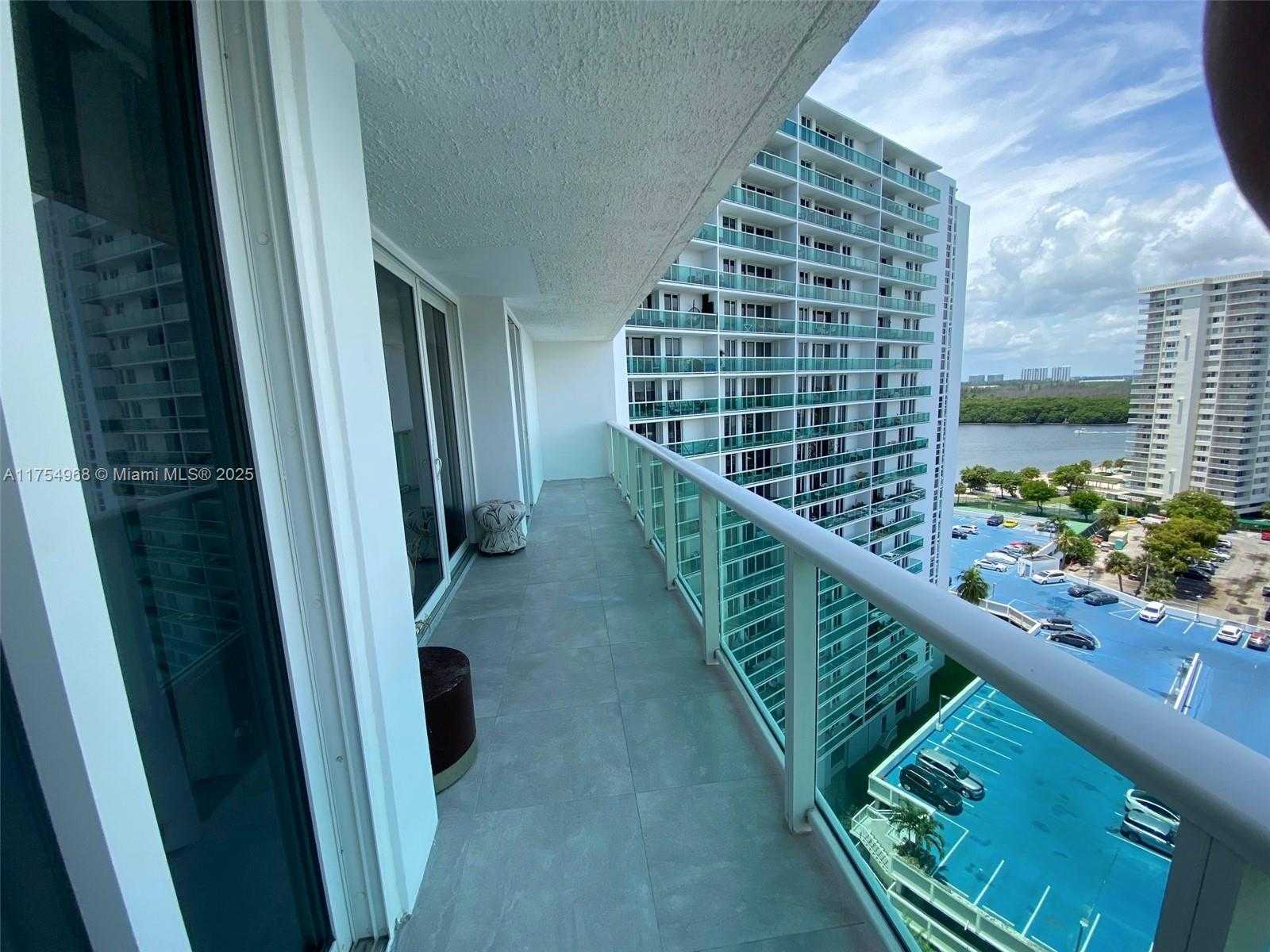 Small Image of 100 BAYVIEW DR #1503, Sunny Isles Beach Number 44