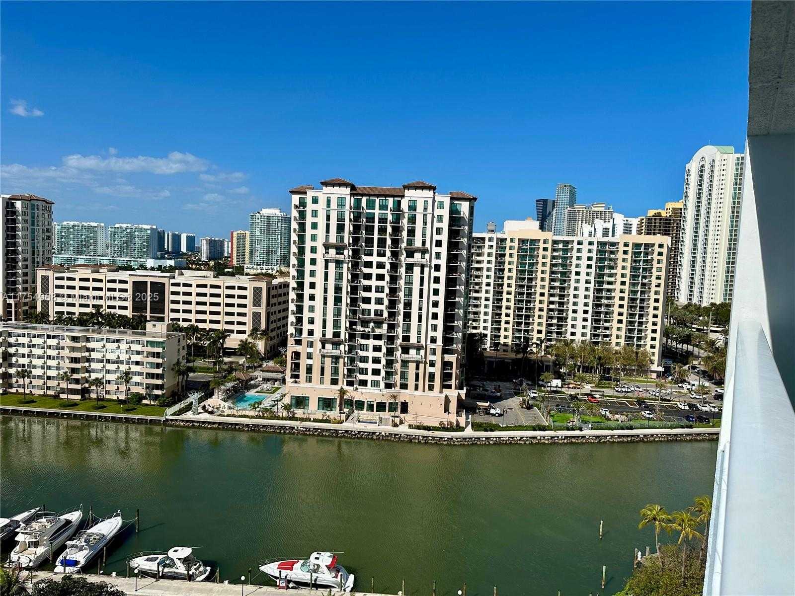 Small Image of 100 BAYVIEW DR #1503, Sunny Isles Beach Number 48