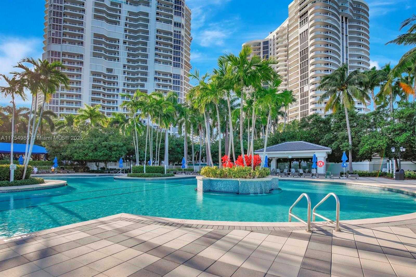 Small Image of 21205 YACHT CLUB DR #1802, Aventura Number 34