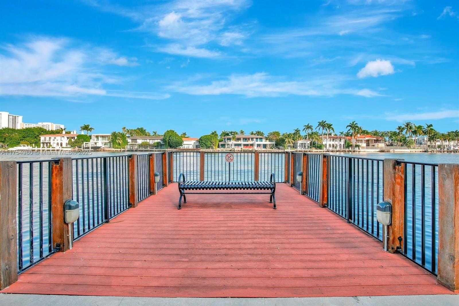 Small Image of 21205 YACHT CLUB DR #1802, Aventura Number 42