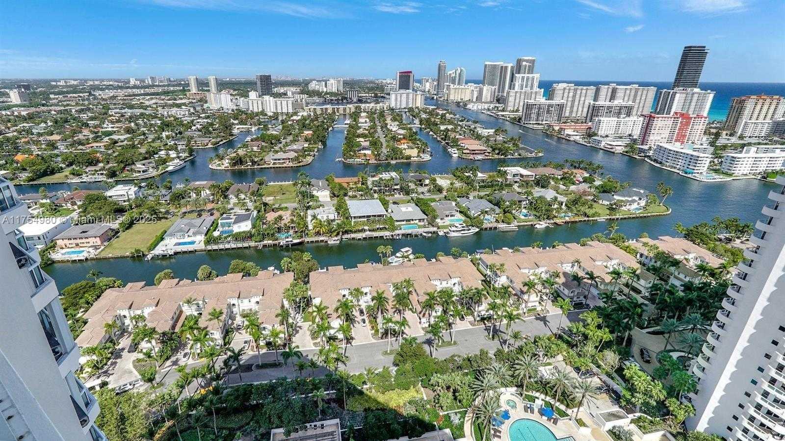 Small Image of 21205 YACHT CLUB DR #1802, Aventura Number 48