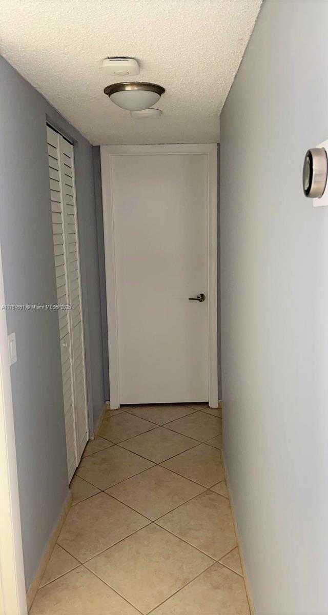 Small Image of 2025 NORTH EAST 164 ST #708, North Miami Beach Number 8