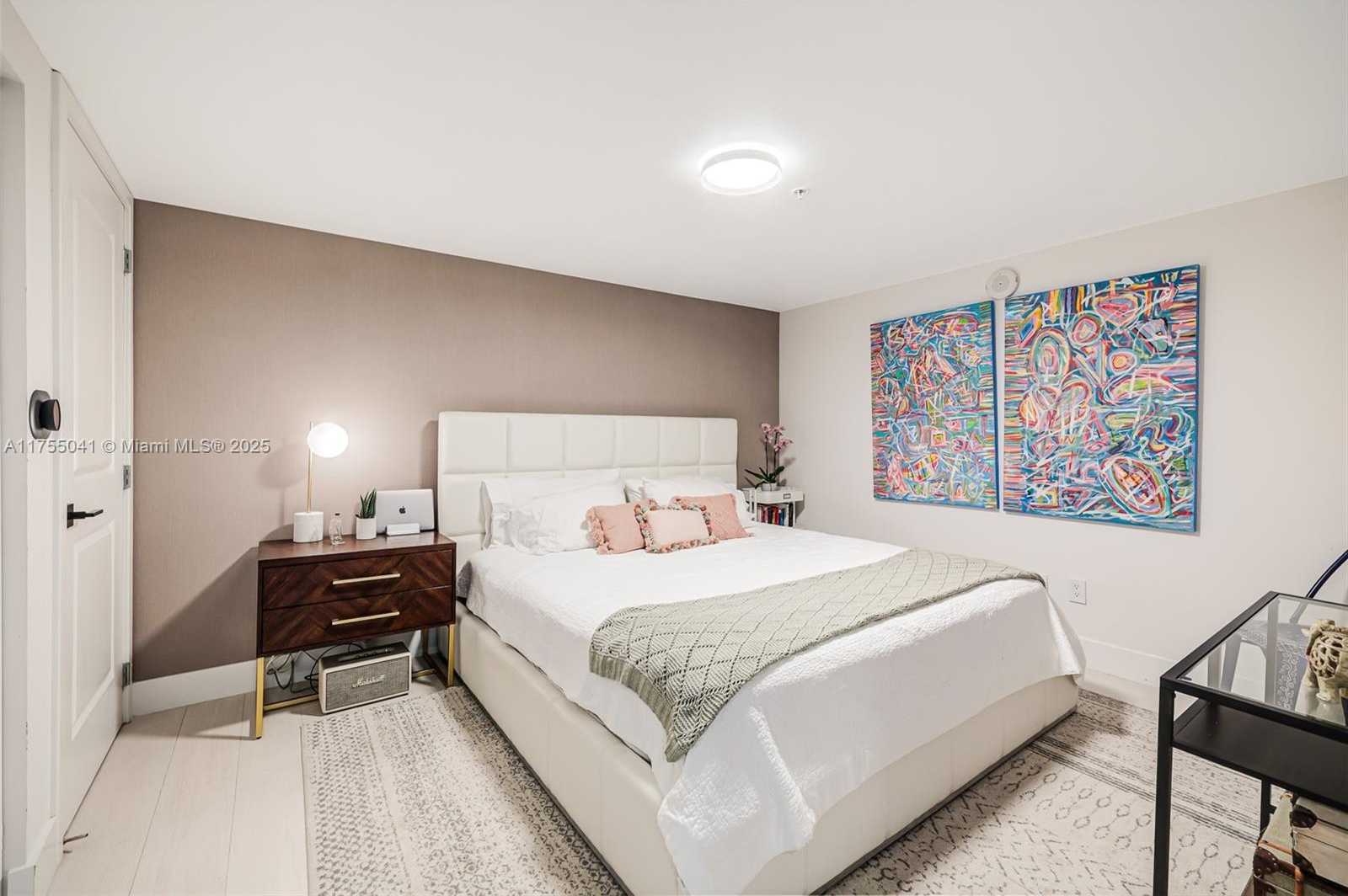 Small Image of 400 SUNNY ISLES BLVD #920, Sunny Isles Beach Number 27