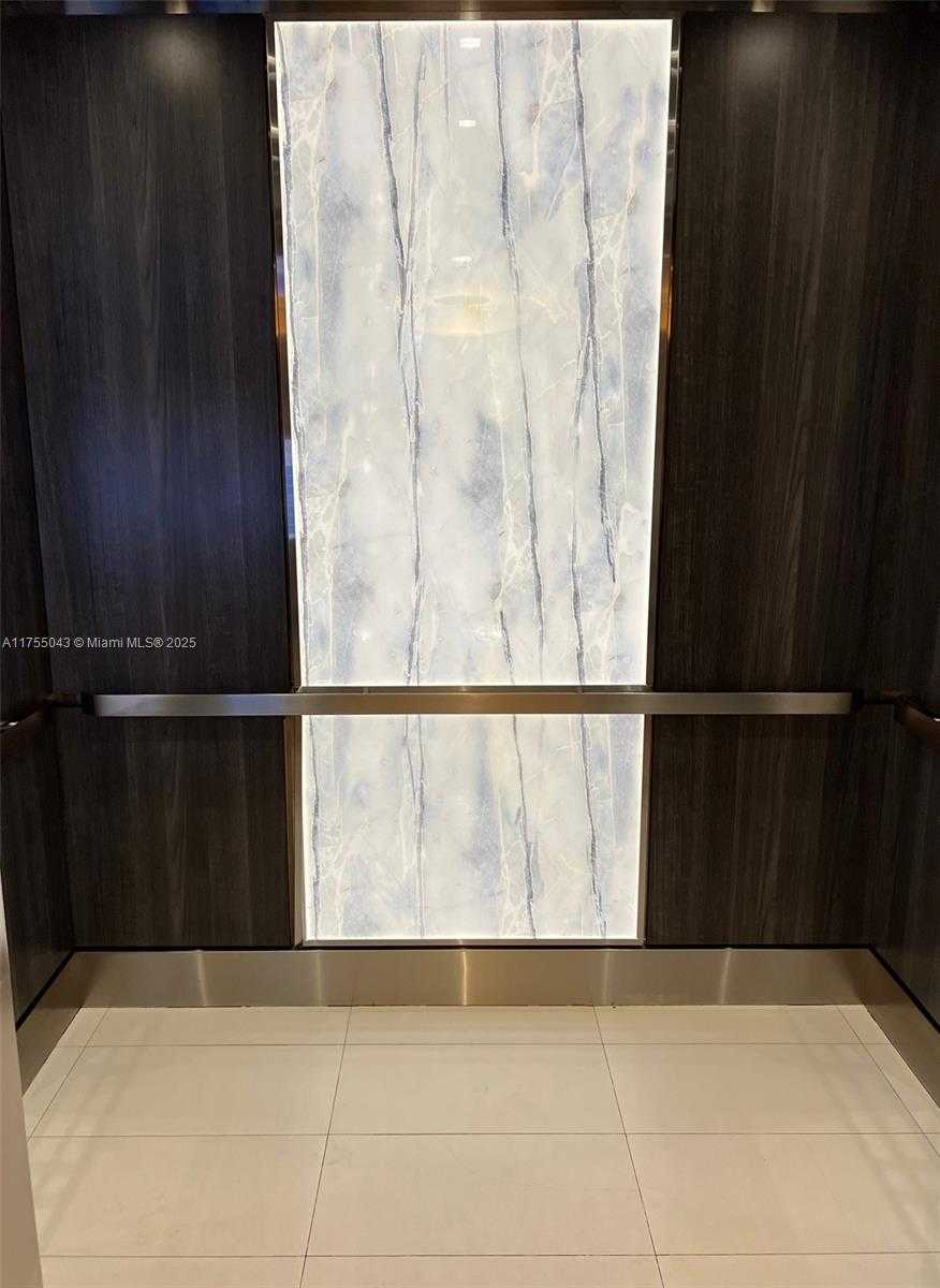 Small Image of 1200 WEST AVE #706, Miami Beach Number 21
