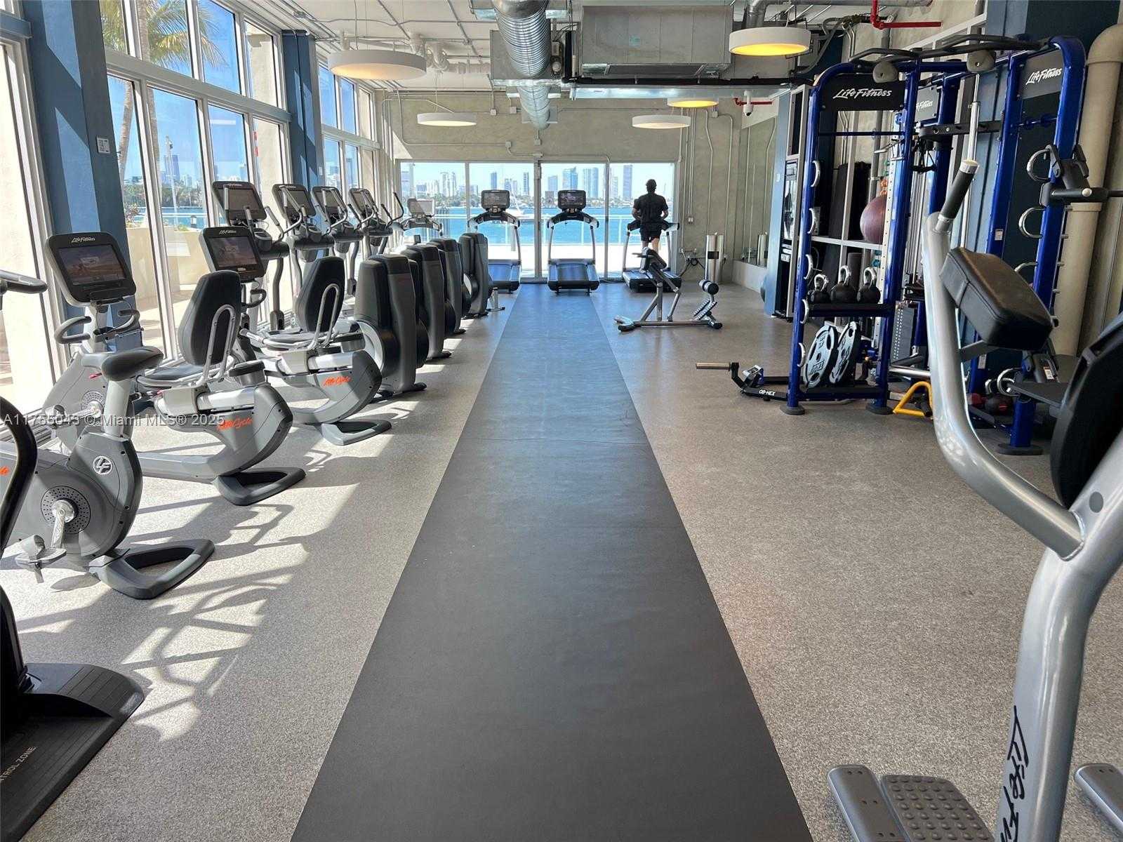 Small Image of 1200 WEST AVE #706, Miami Beach Number 26