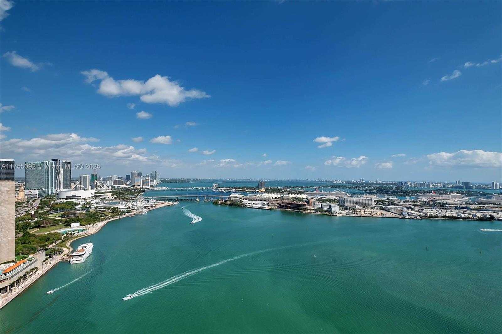 Small Image of 848 BRICKELL KEY DR #4002, Miami Number 2