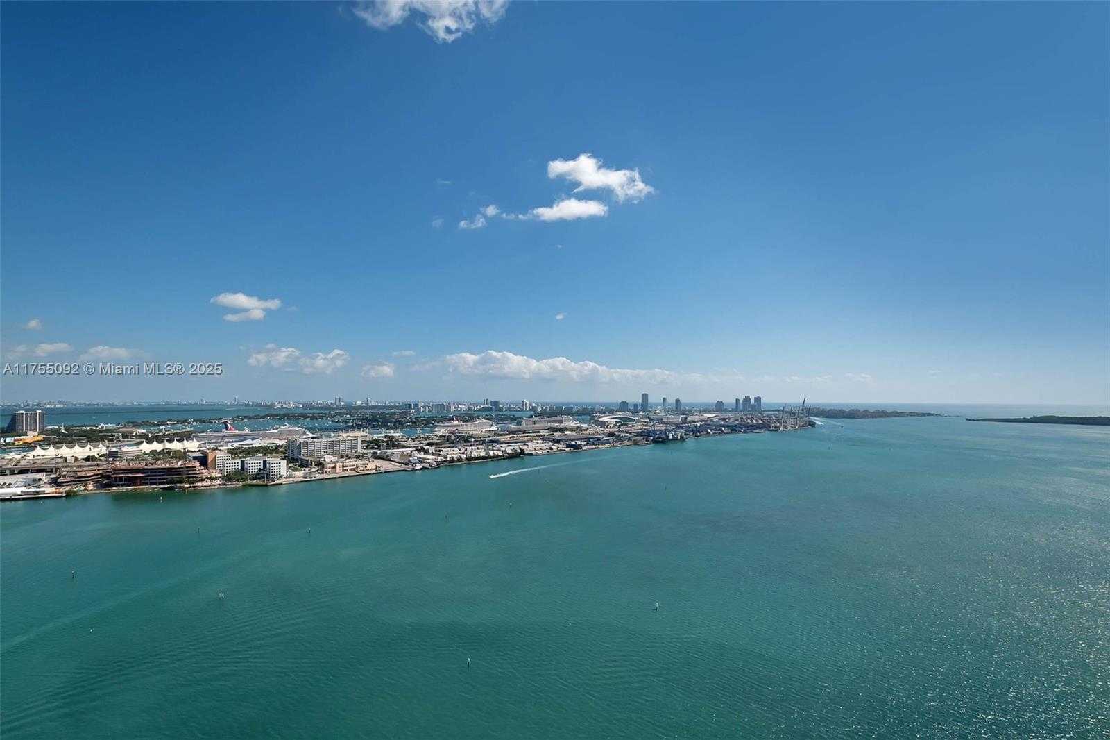 Small Image of 848 BRICKELL KEY DR #4002, Miami Number 3