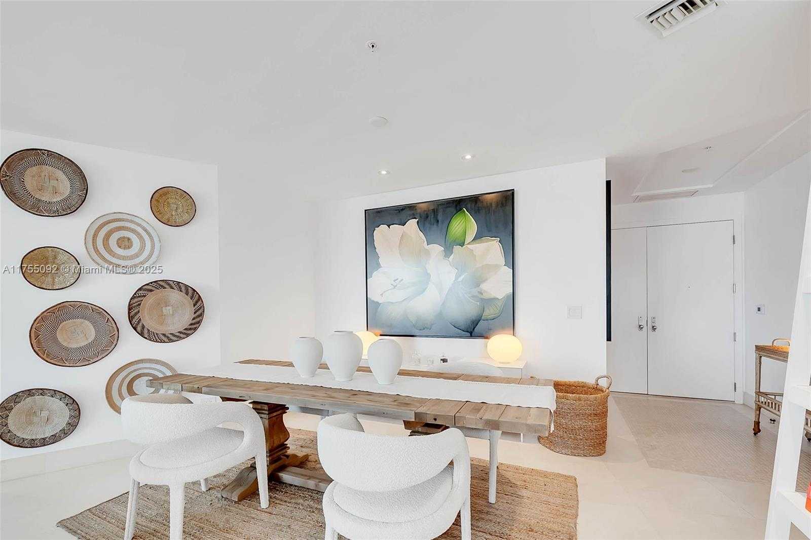 Small Image of 848 BRICKELL KEY DR #4002, Miami Number 5