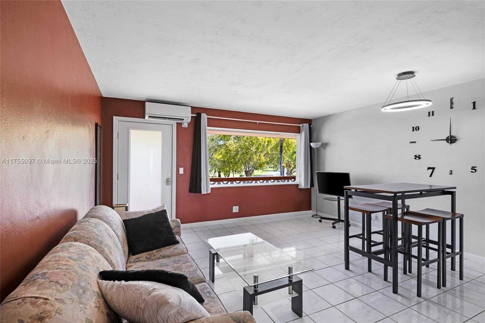 Small Image of 900 SOUTH WEST 10TH TER #16S, Hallandale Beach Number 4