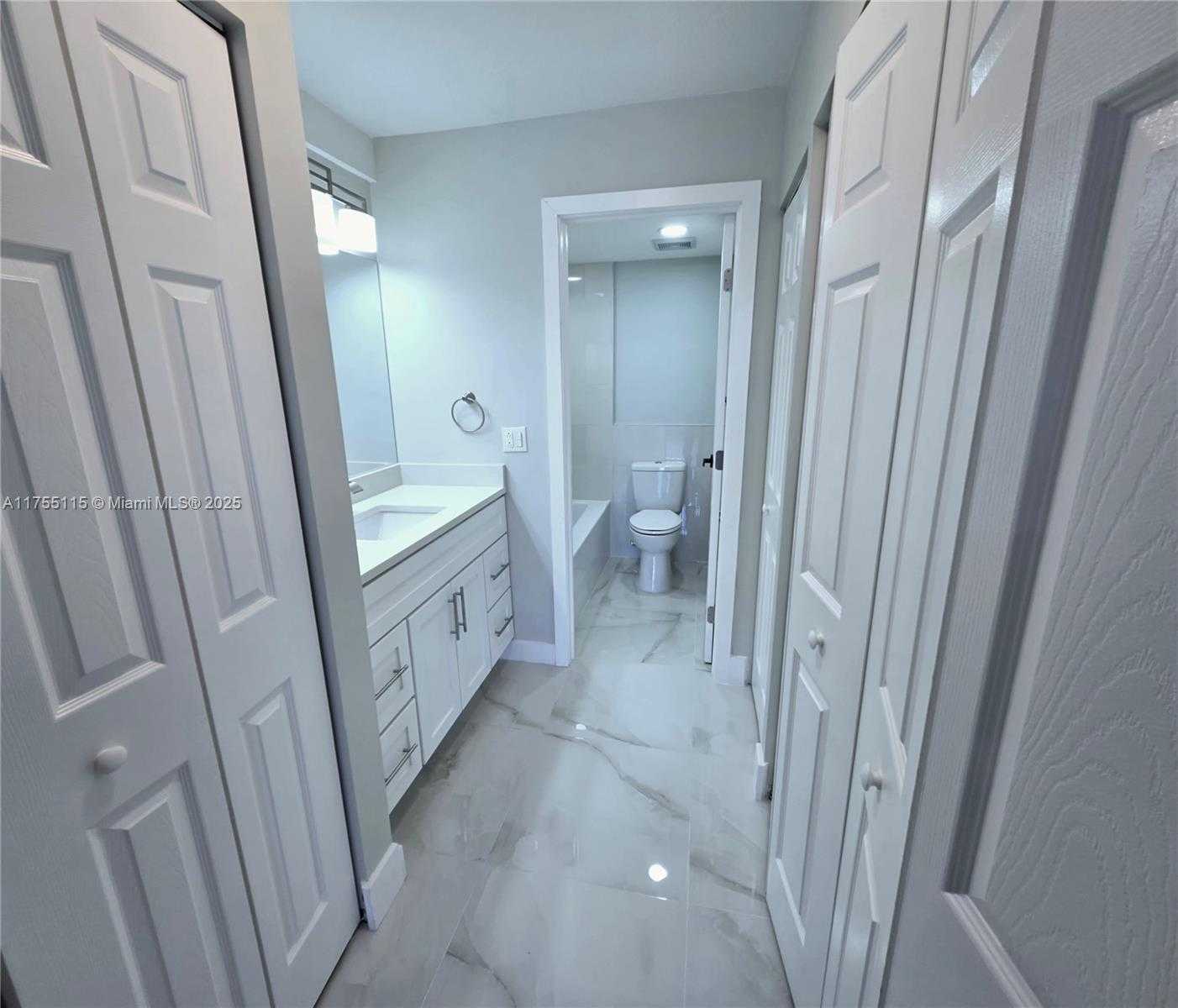 Small Image of 3710 NORTH INVERRARY DR #1P, Lauderhill Number 15