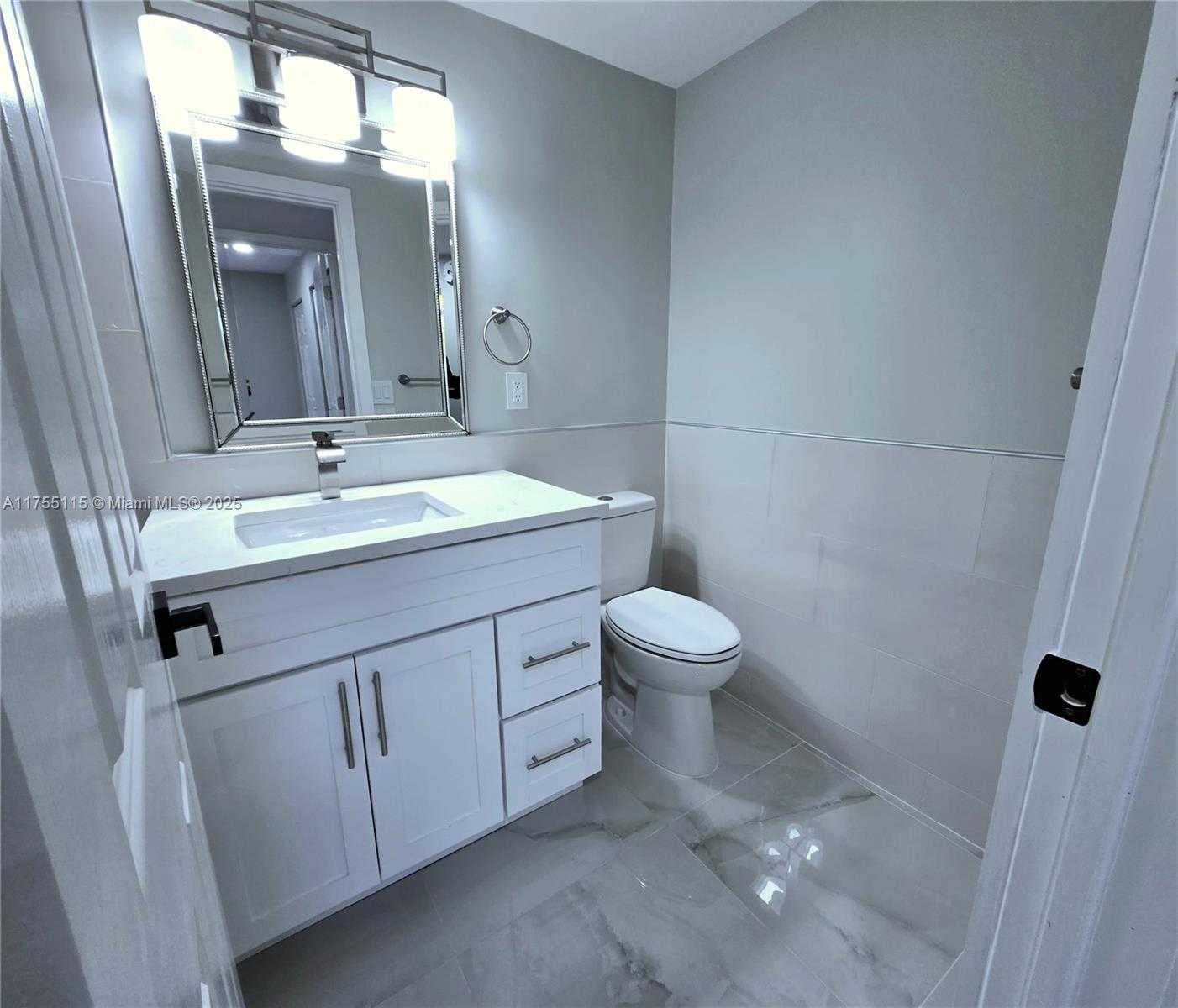 Small Image of 3710 NORTH INVERRARY DR #1P, Lauderhill Number 21